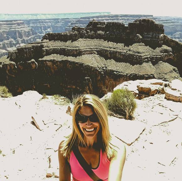 Meet your Posher, Brigitte - Picture 1 of 1